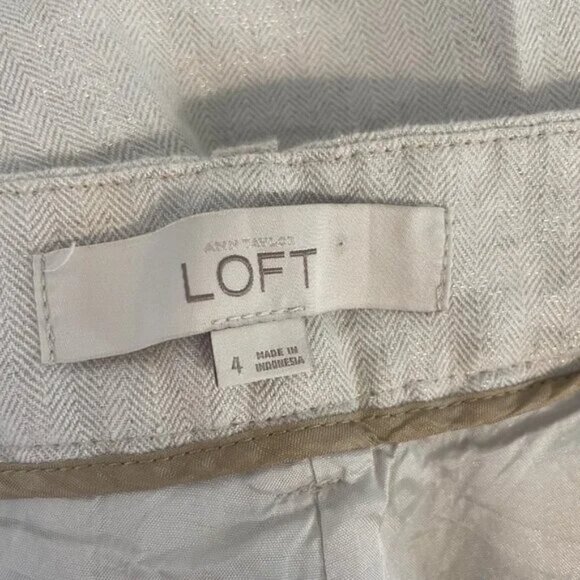 LOFT Women's Cream Shorts - Picture 3 of 6